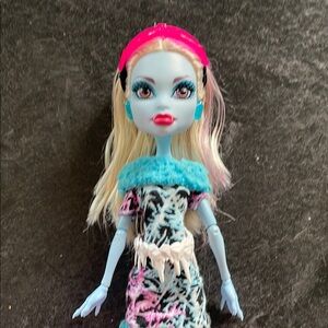 Monster High - Art Class Abbey Bominable G1